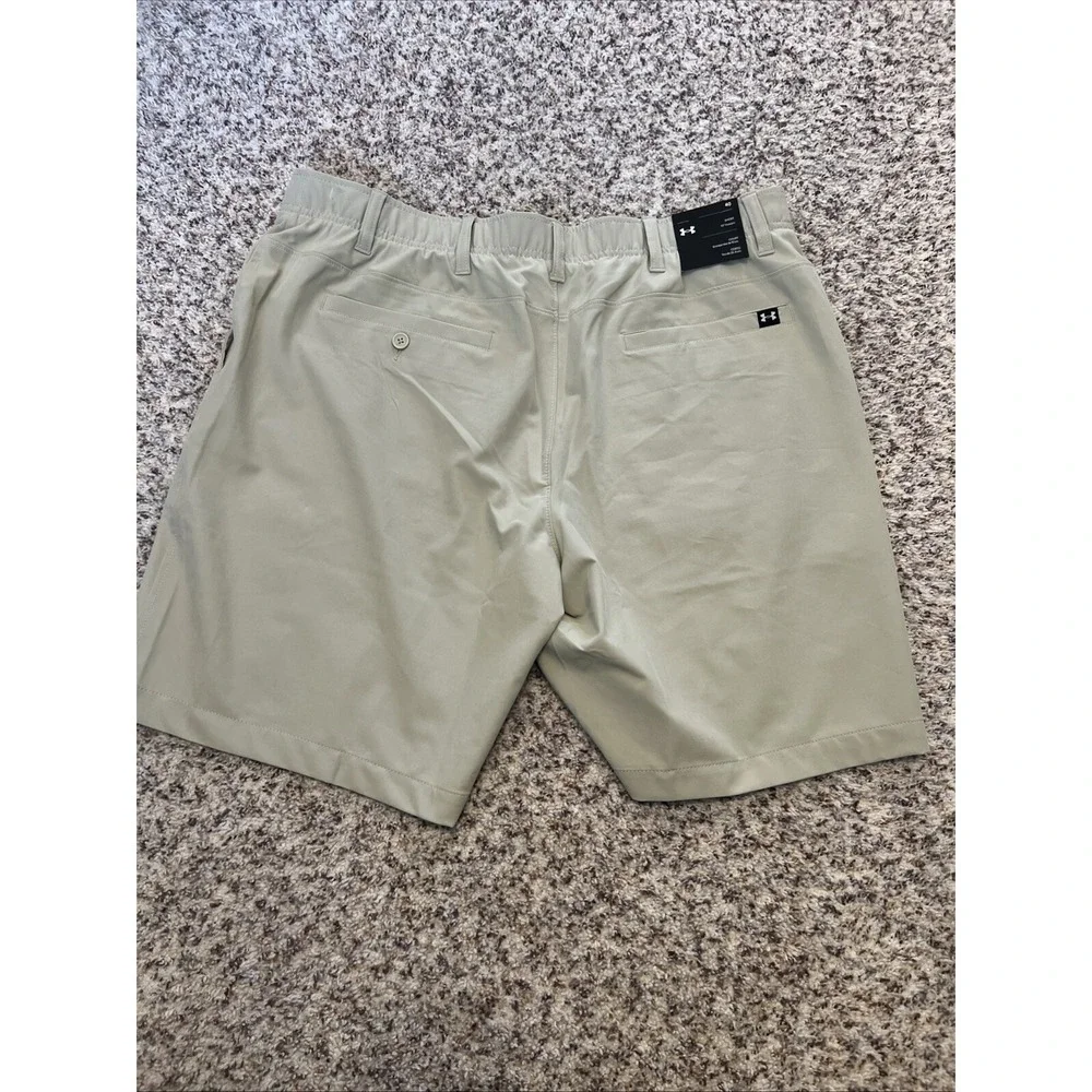 Under Armour NewMens Khaki Shorts Tech Short Sz 40 Polyester Blend Elastic Waist